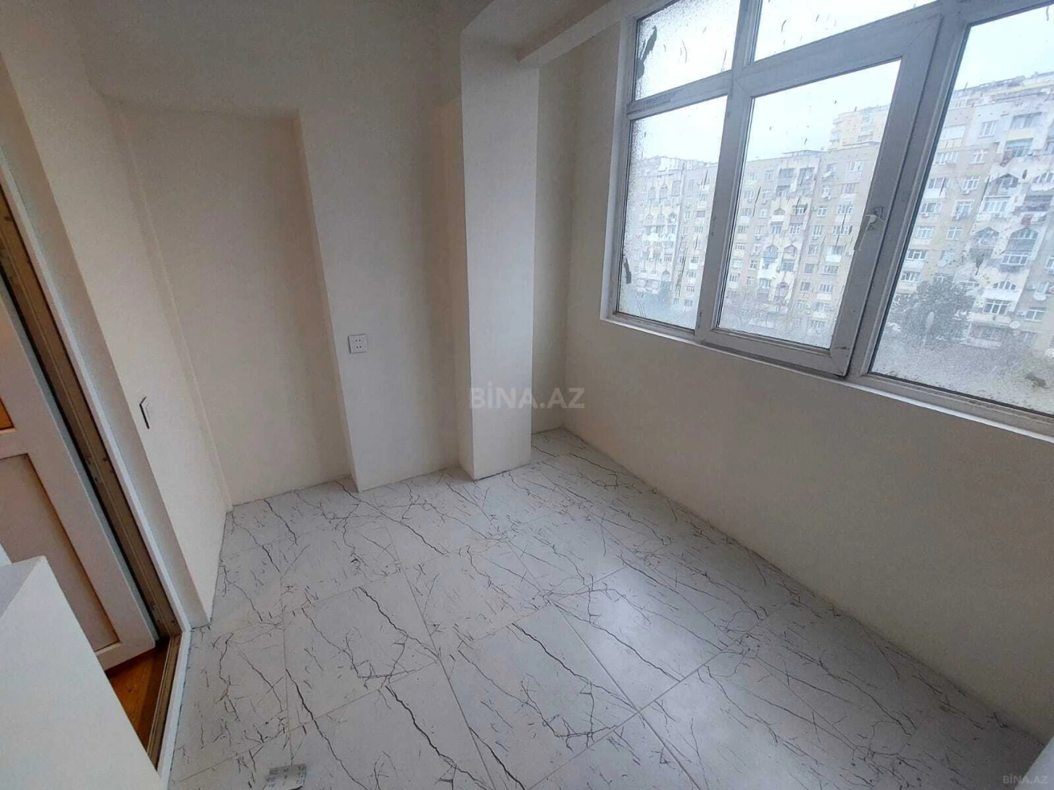 Satılır 3 otaqlı mənzil 65 m²