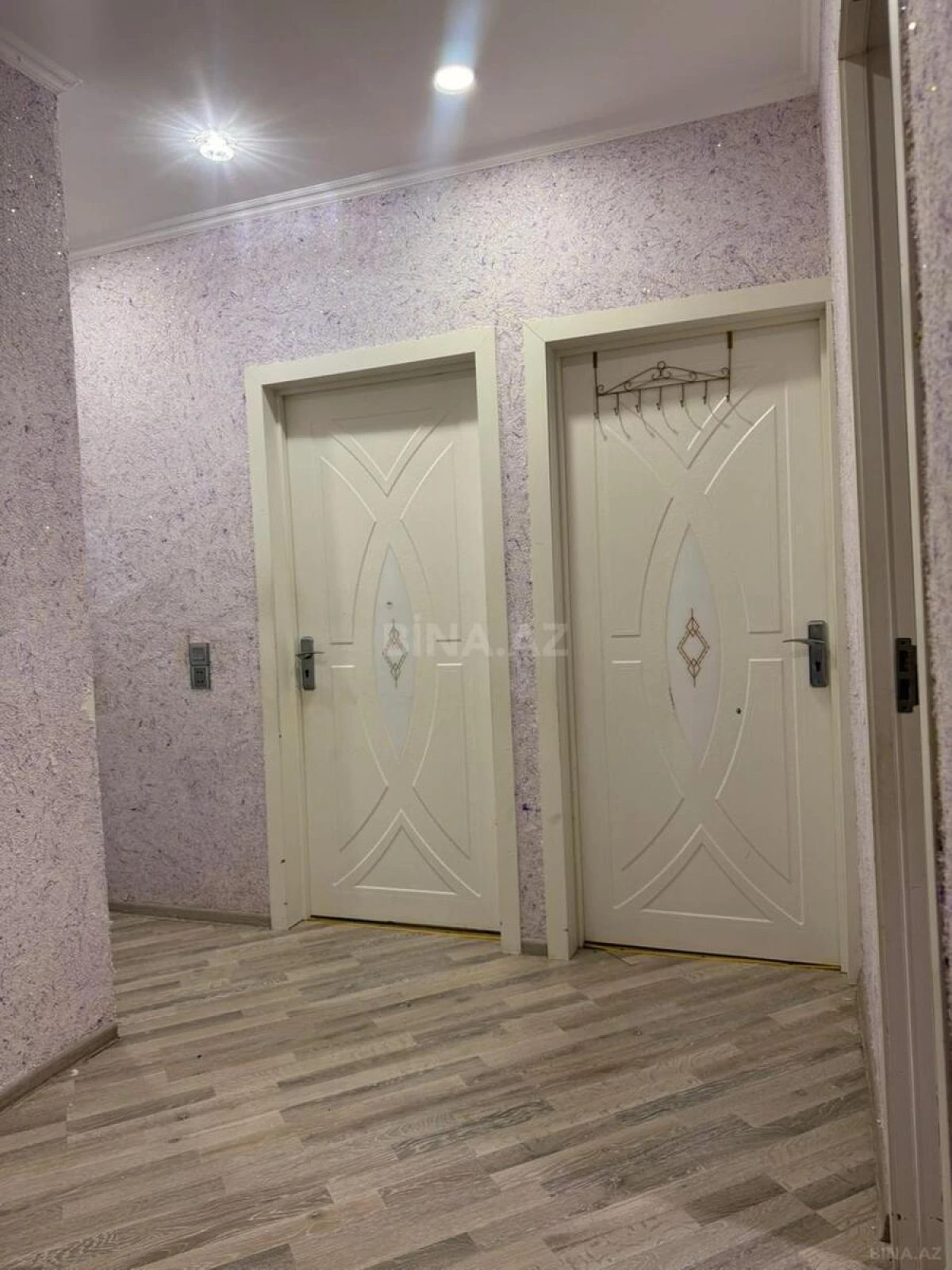 Satılır 3 otaqlı mənzil 74 m²
