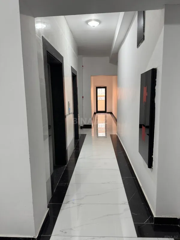 Satılır 4 otaqlı mənzil 165 m²