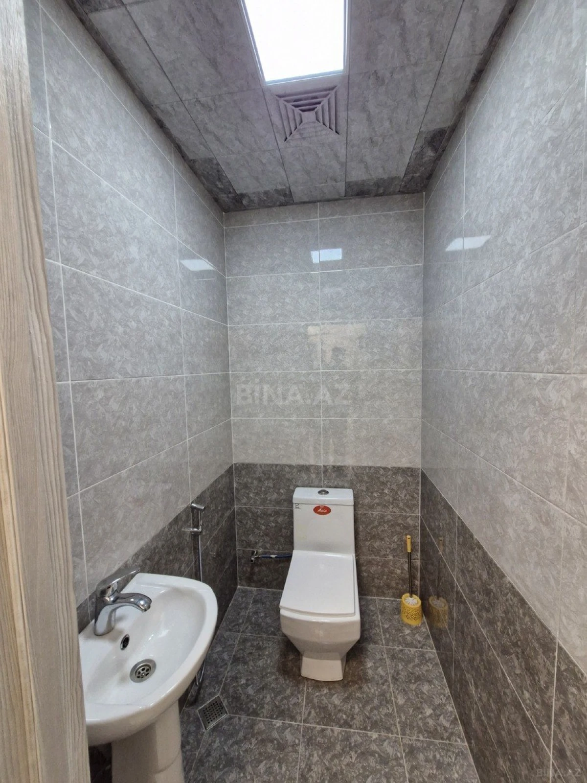 Kirayə verilir 3 otaqlı mənzil 105 m²