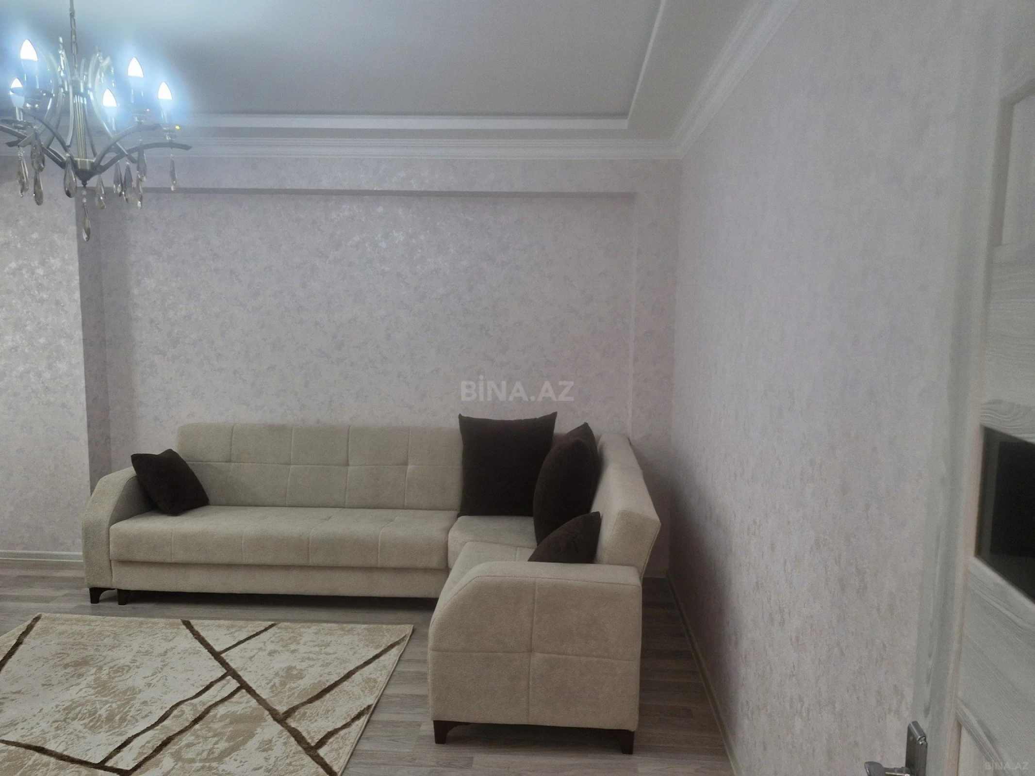 Kirayə verilir 3 otaqlı mənzil 105 m²
