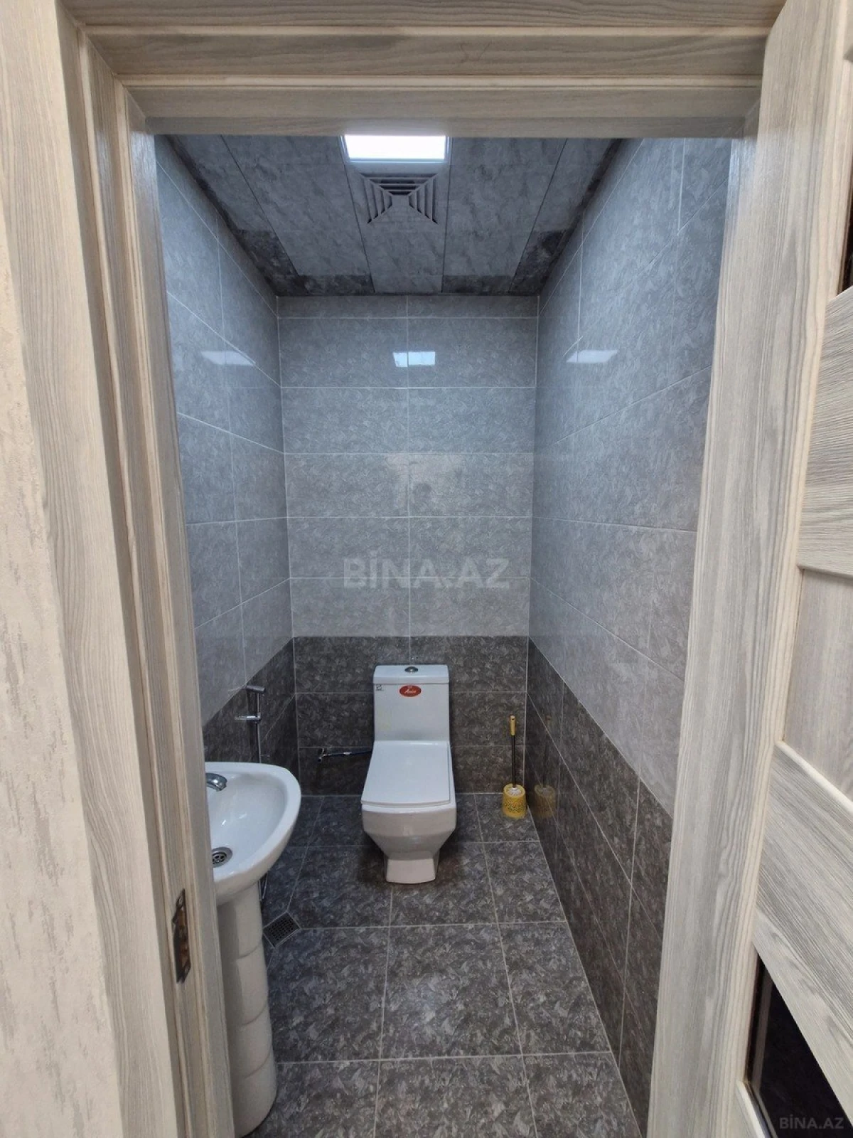 Kirayə verilir 3 otaqlı mənzil 105 m²