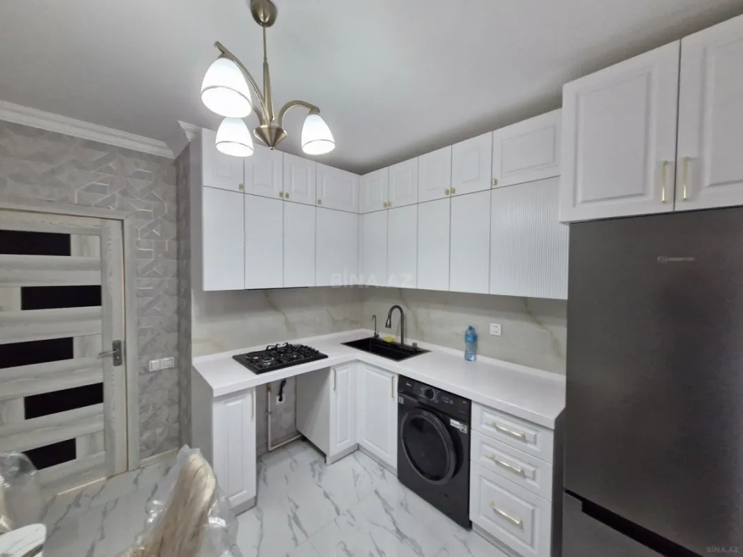 Kirayə verilir 3 otaqlı mənzil 105 m²