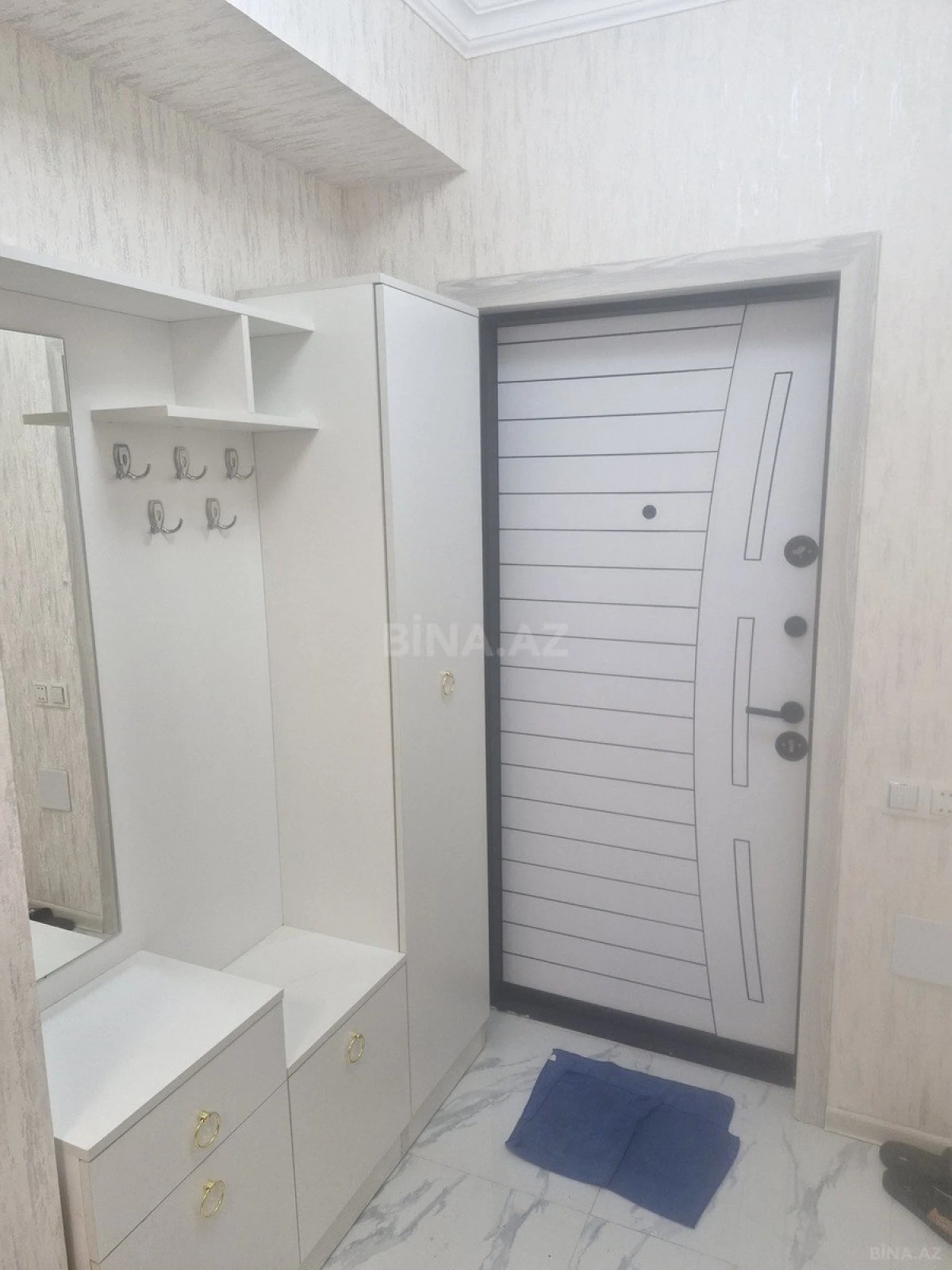 Kirayə verilir 3 otaqlı mənzil 105 m²