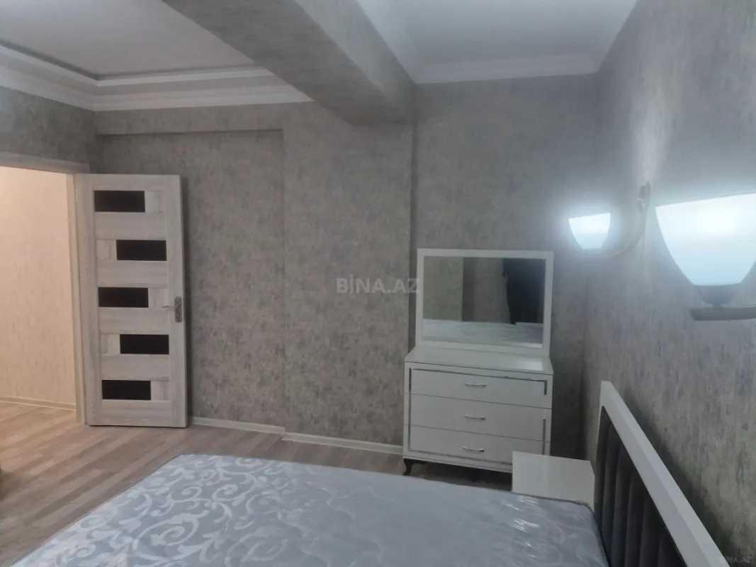 Kirayə verilir 3 otaqlı mənzil 105 m²