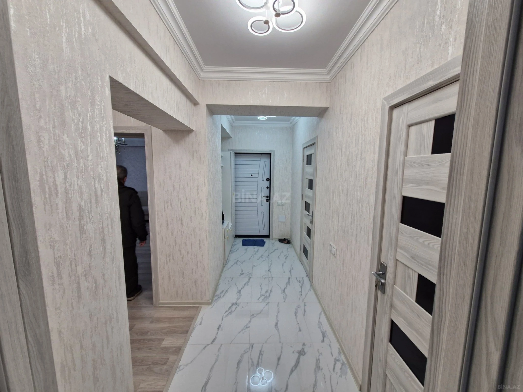 Kirayə verilir 3 otaqlı mənzil 105 m²