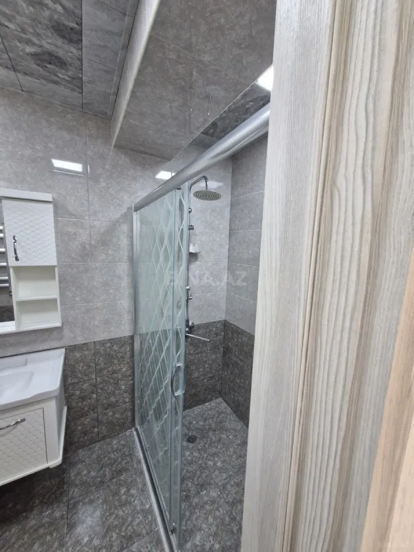 Kirayə verilir 3 otaqlı mənzil 105 m²