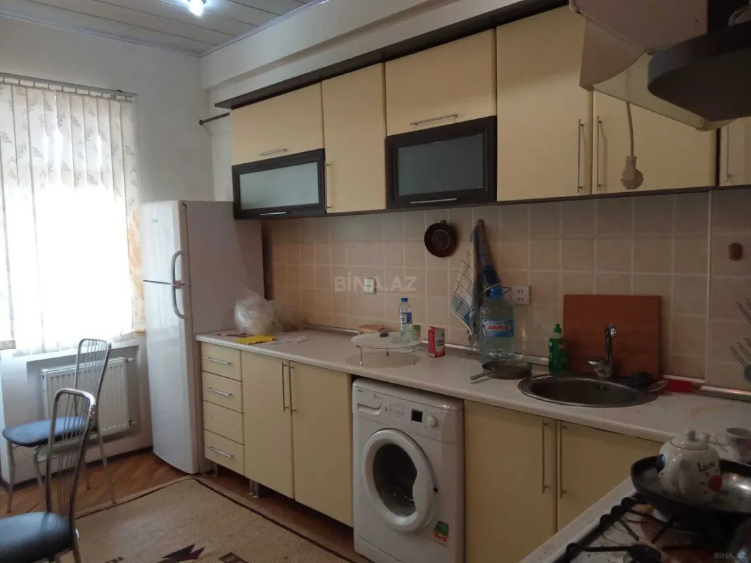 Kirayə verilir 2 otaqlı mənzil 100 m²