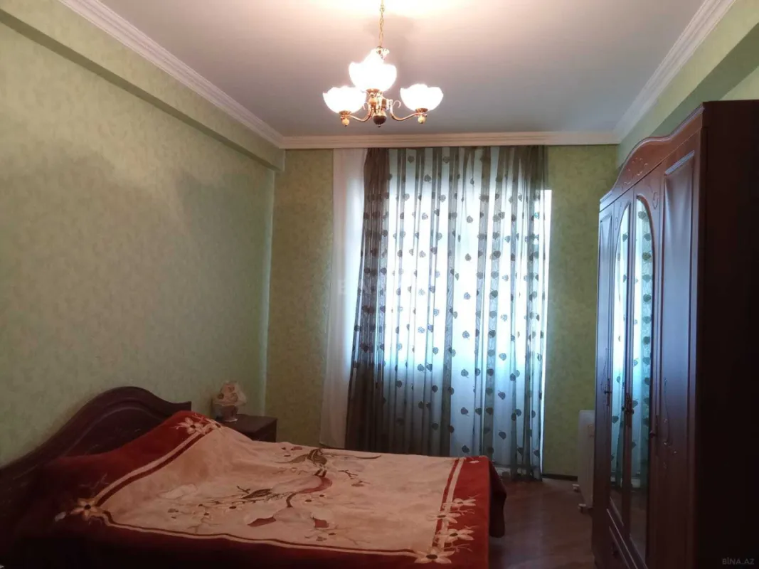 Kirayə verilir 2 otaqlı mənzil 100 m²