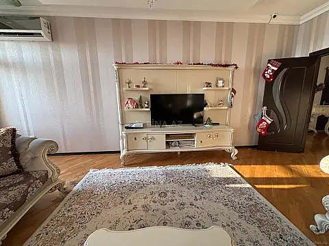 Satılır 3 otaqlı mənzil 168 m²