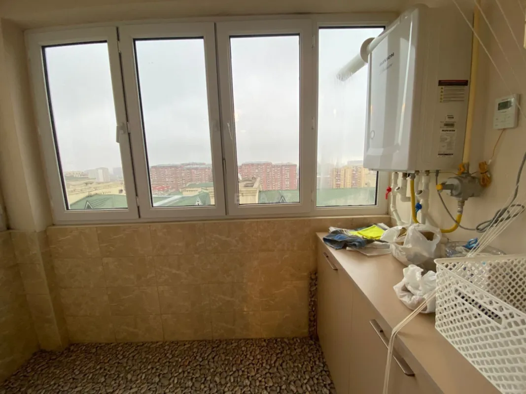 Satılır 2 otaqlı mənzil 67 m²