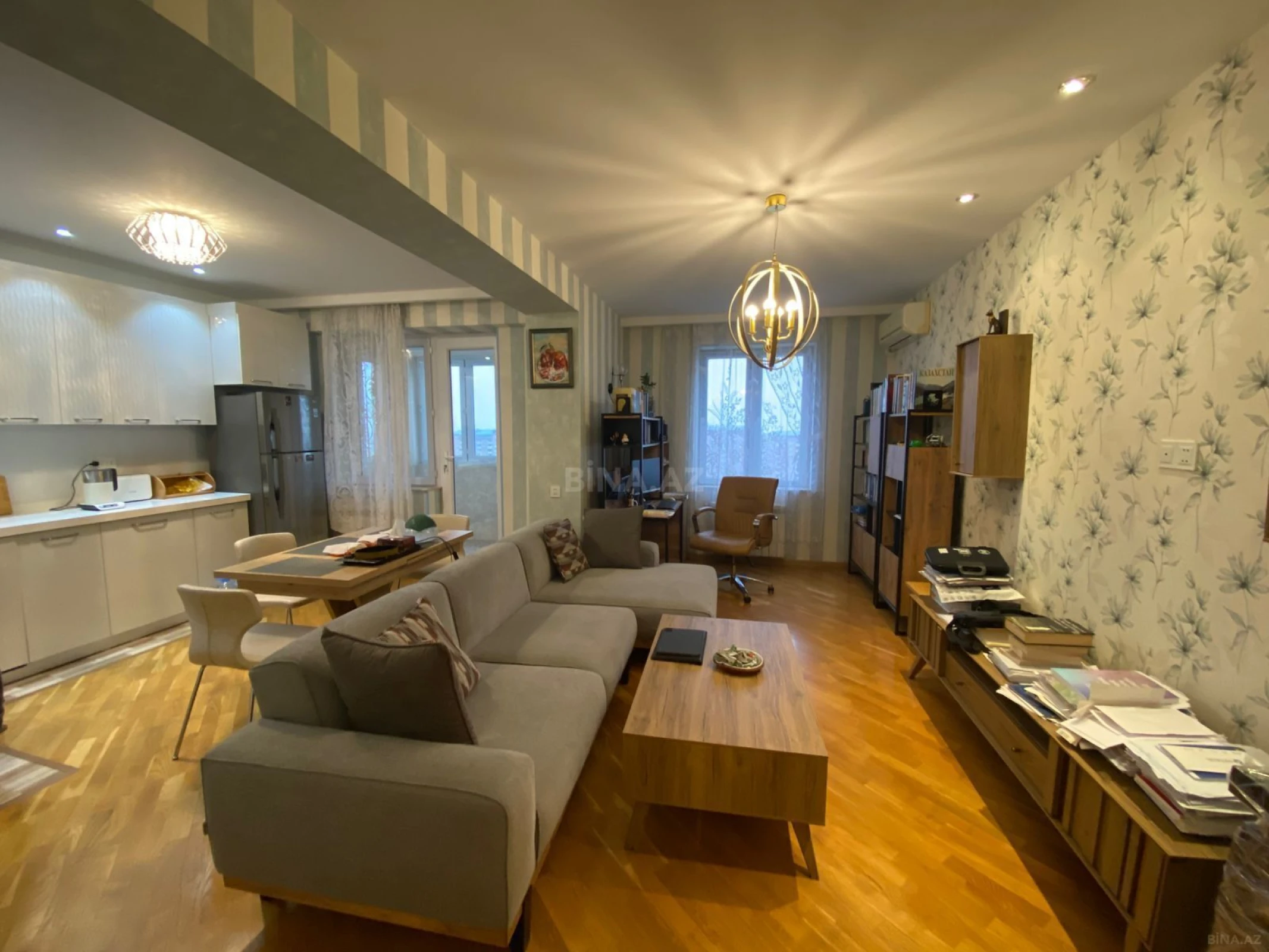 Satılır 2 otaqlı mənzil 67 m²