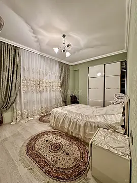 Satılır 2 otaqlı mənzil 85 m²