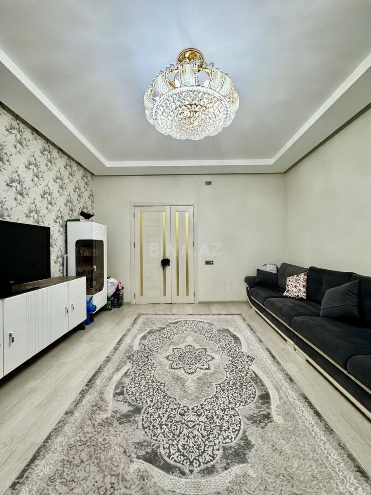 Satılır 2 otaqlı mənzil 85 m²