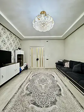 Satılır 2 otaqlı mənzil 85 m²