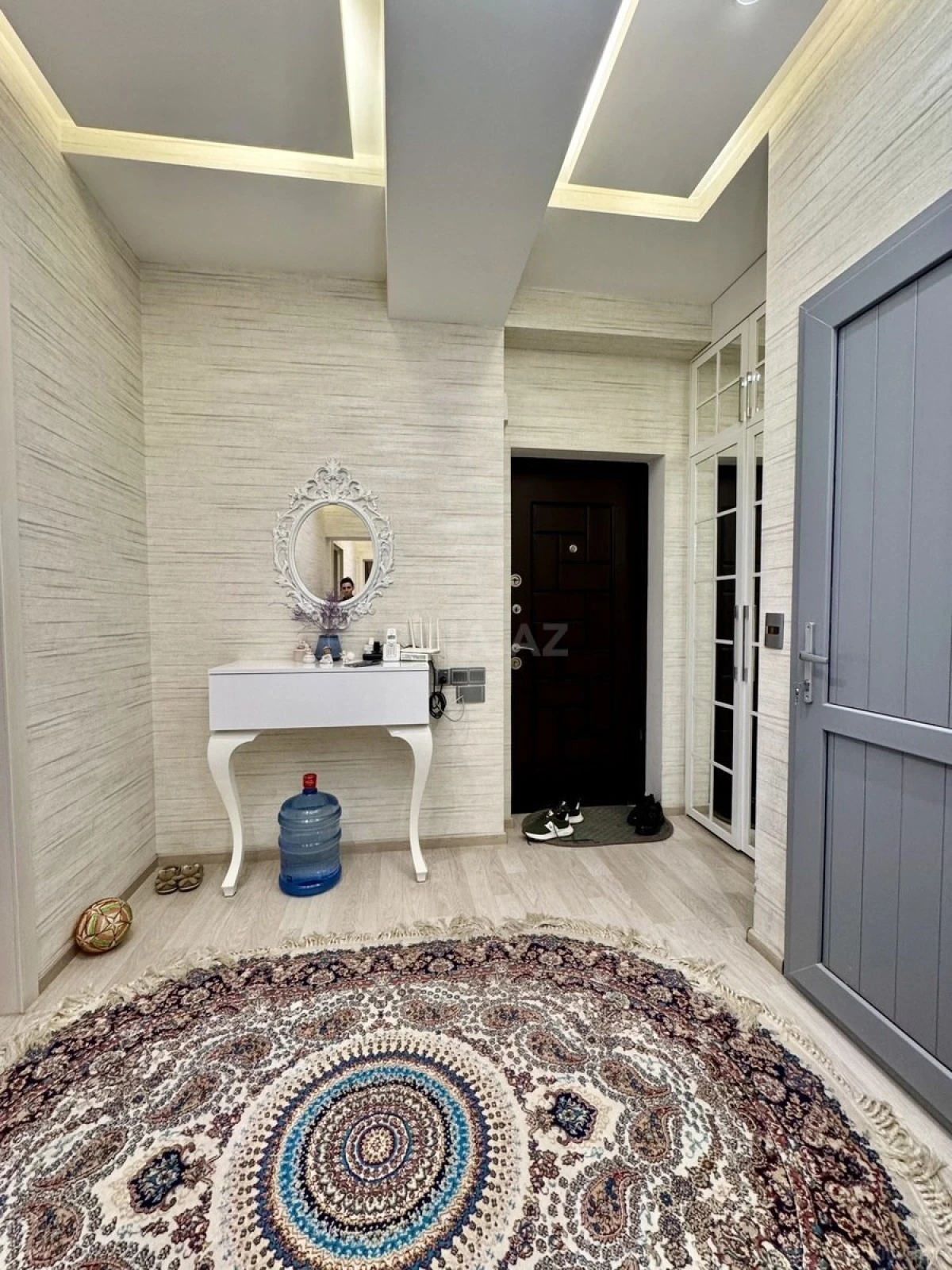 Satılır 2 otaqlı mənzil 85 m²