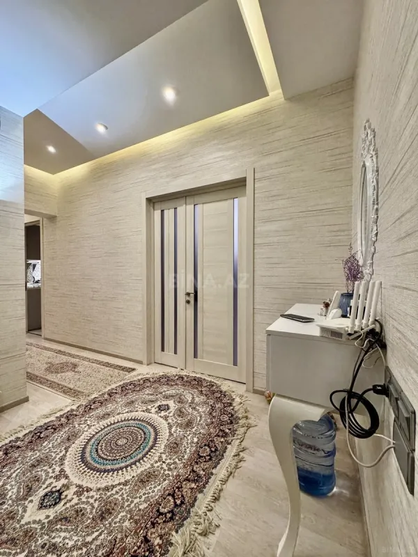 Satılır 2 otaqlı mənzil 85 m²