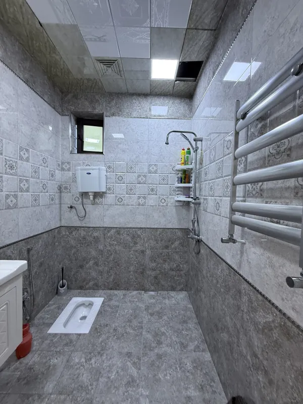 Satılır 4 otaqlı həyət evi 200 m²