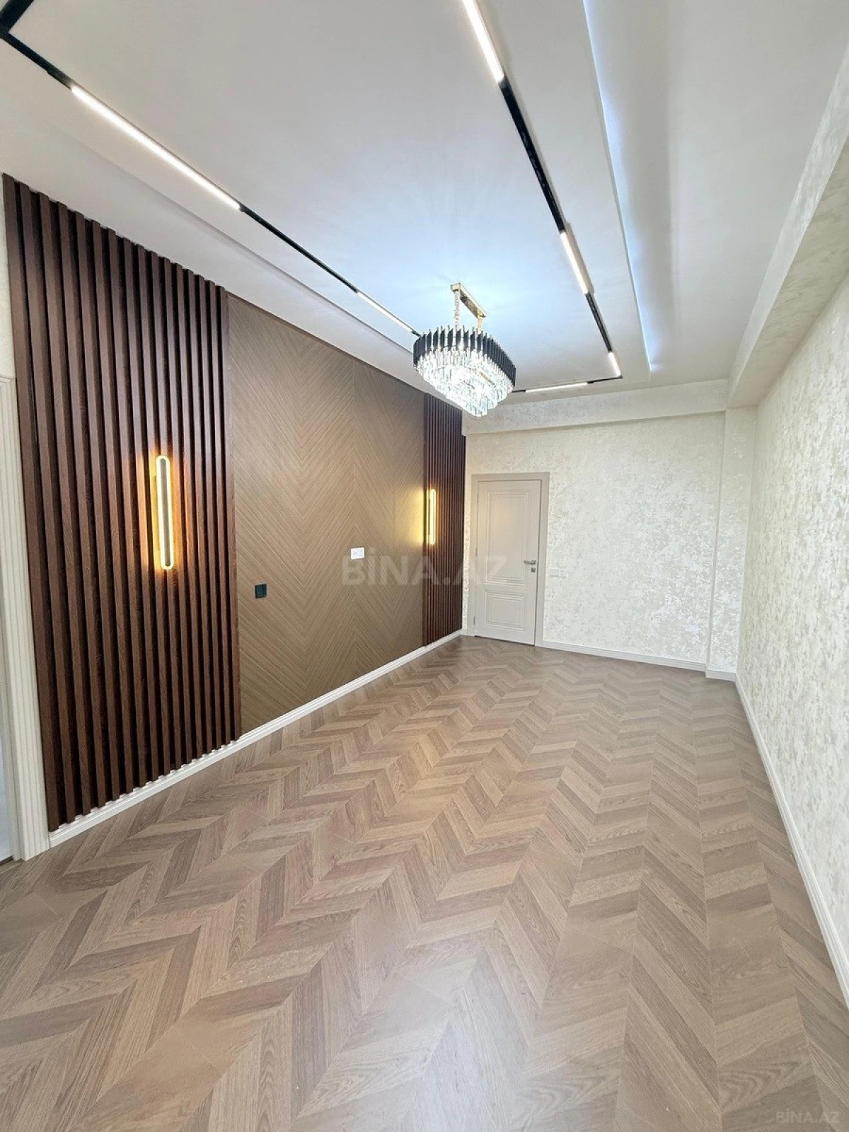 Satılır 2 otaqlı mənzil 63 m²