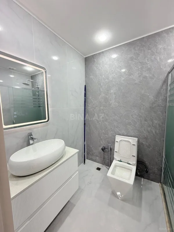 Satılır 2 otaqlı mənzil 63 m²