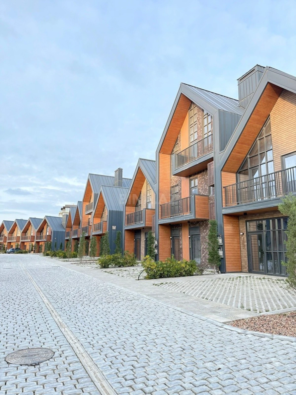 Satılır 3 otaqlı həyət evi 138 m²