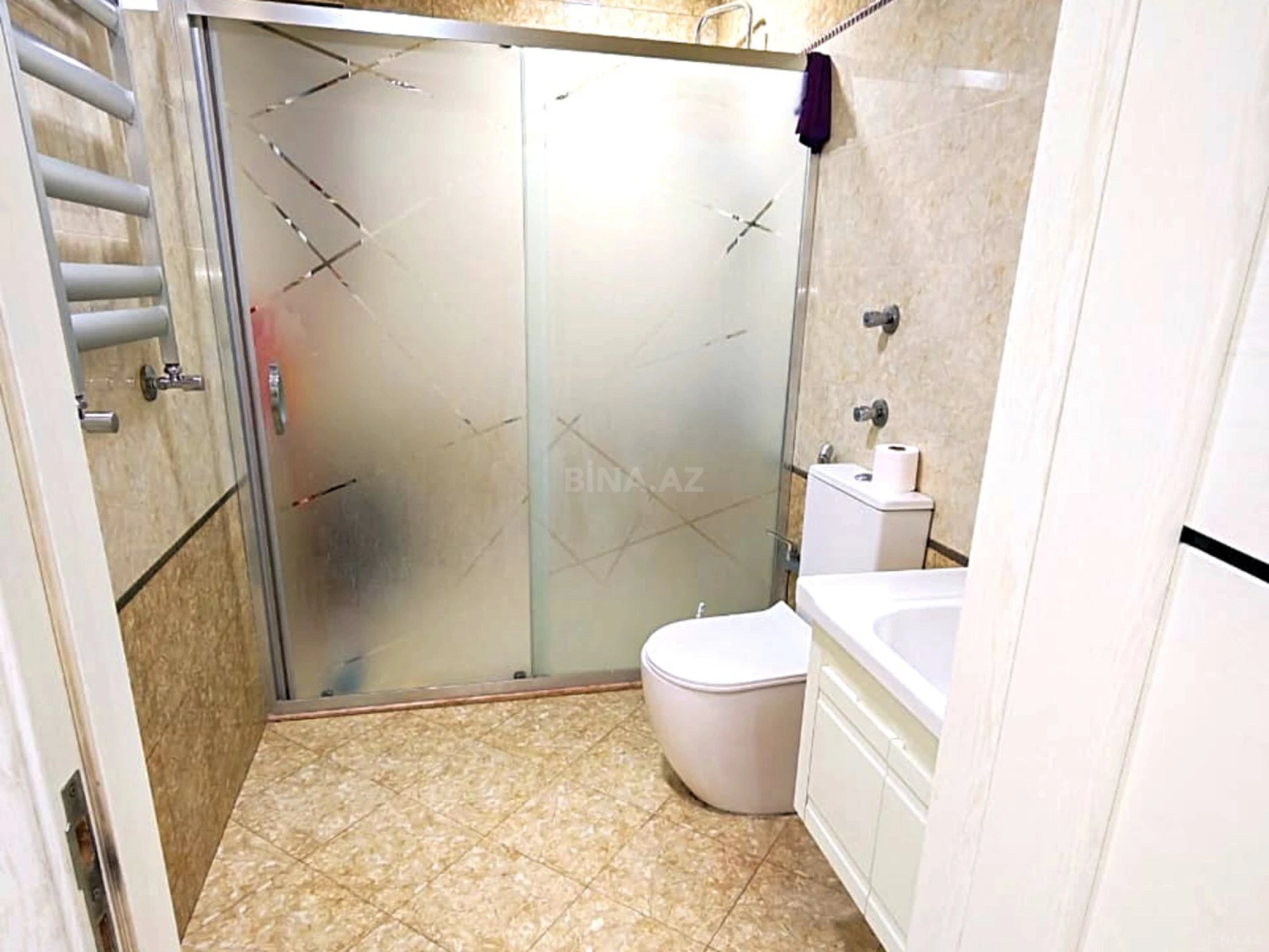 Satılır 2 otaqlı mənzil 64 m²