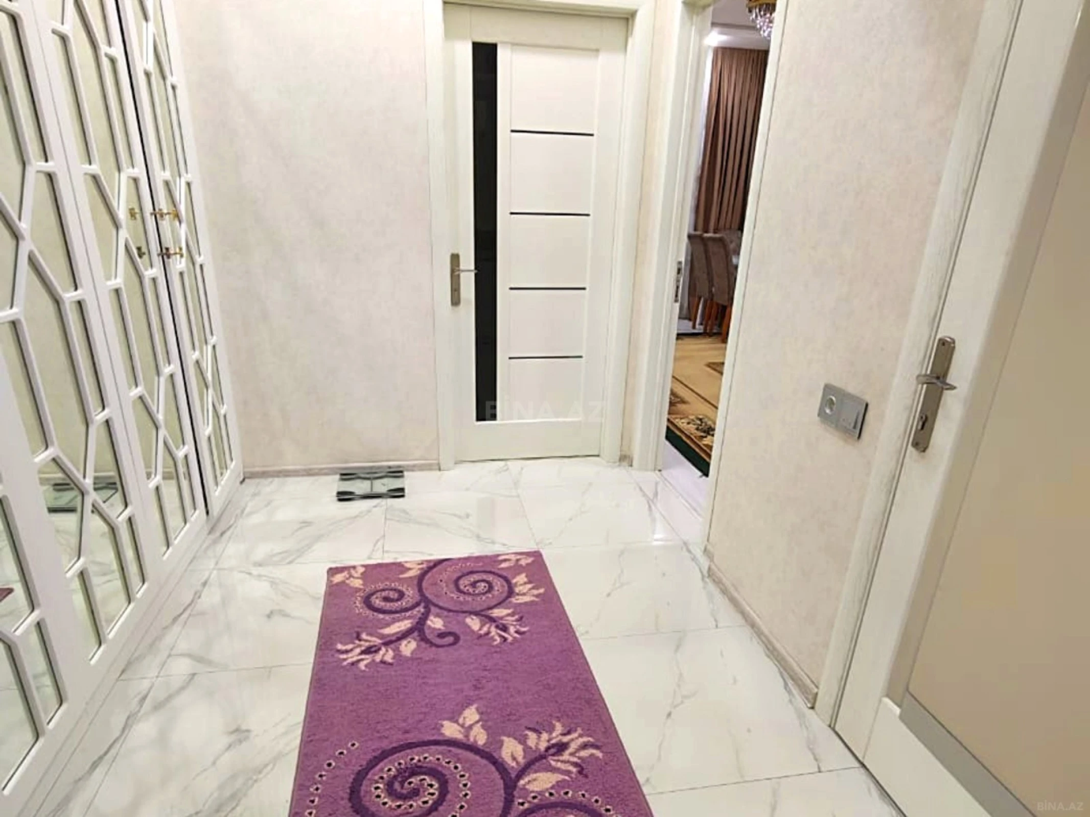 Satılır 2 otaqlı mənzil 64 m²