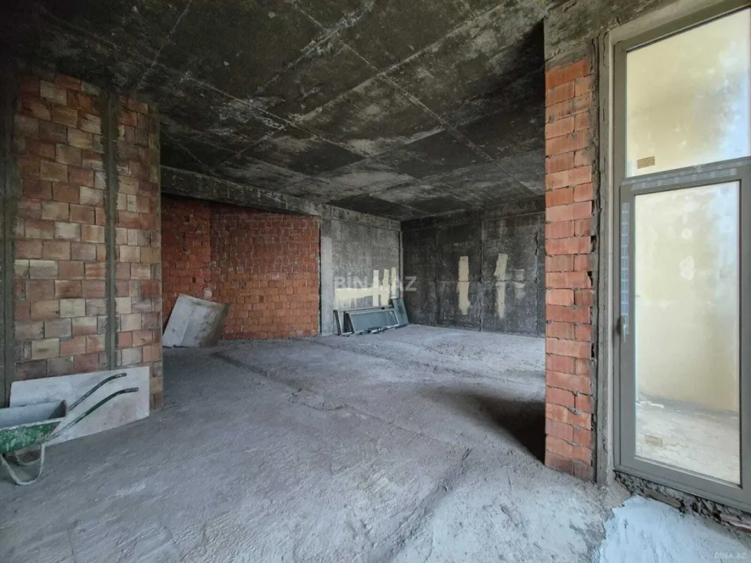 Satılır 3 otaqlı mənzil 125 m²