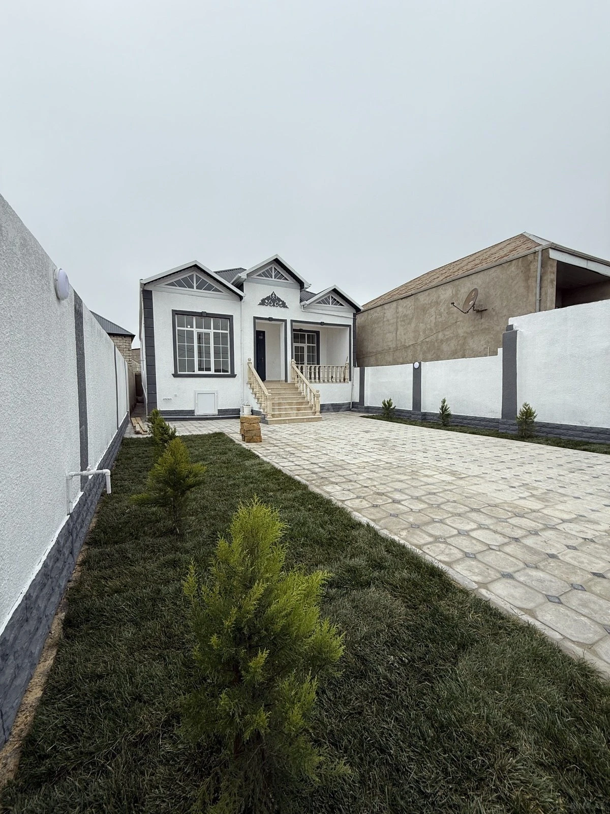 Satılır 4 otaqlı həyət evi 120 m²
