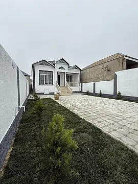 Satılır 4 otaqlı həyət evi 120 m²