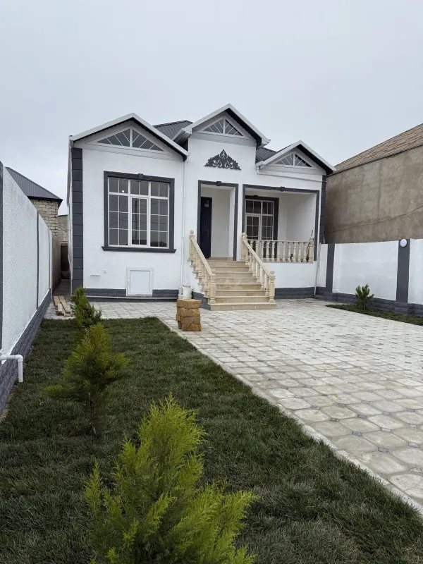 Satılır 4 otaqlı həyət evi 120 m²