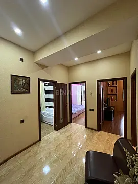 Satılır 3 otaqlı mənzil 77 m²