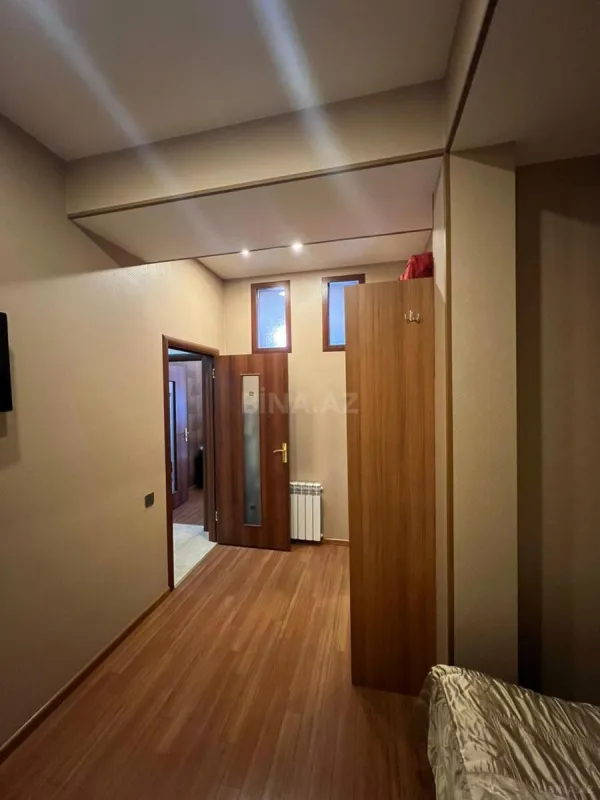 Satılır 3 otaqlı mənzil 77 m²