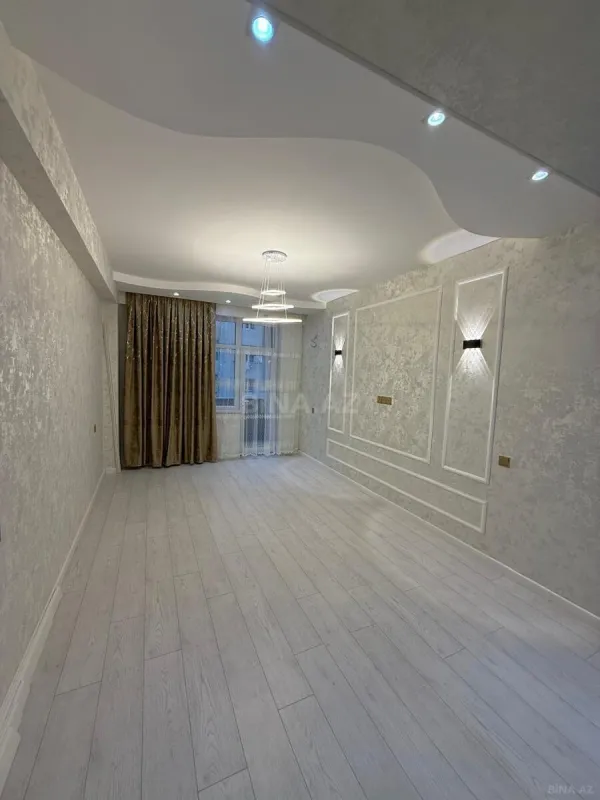 Satılır 2 otaqlı mənzil 62 m²