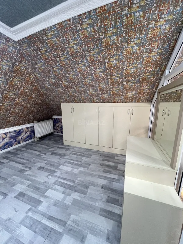 Satılır 3 otaqlı mənzil 110 m²