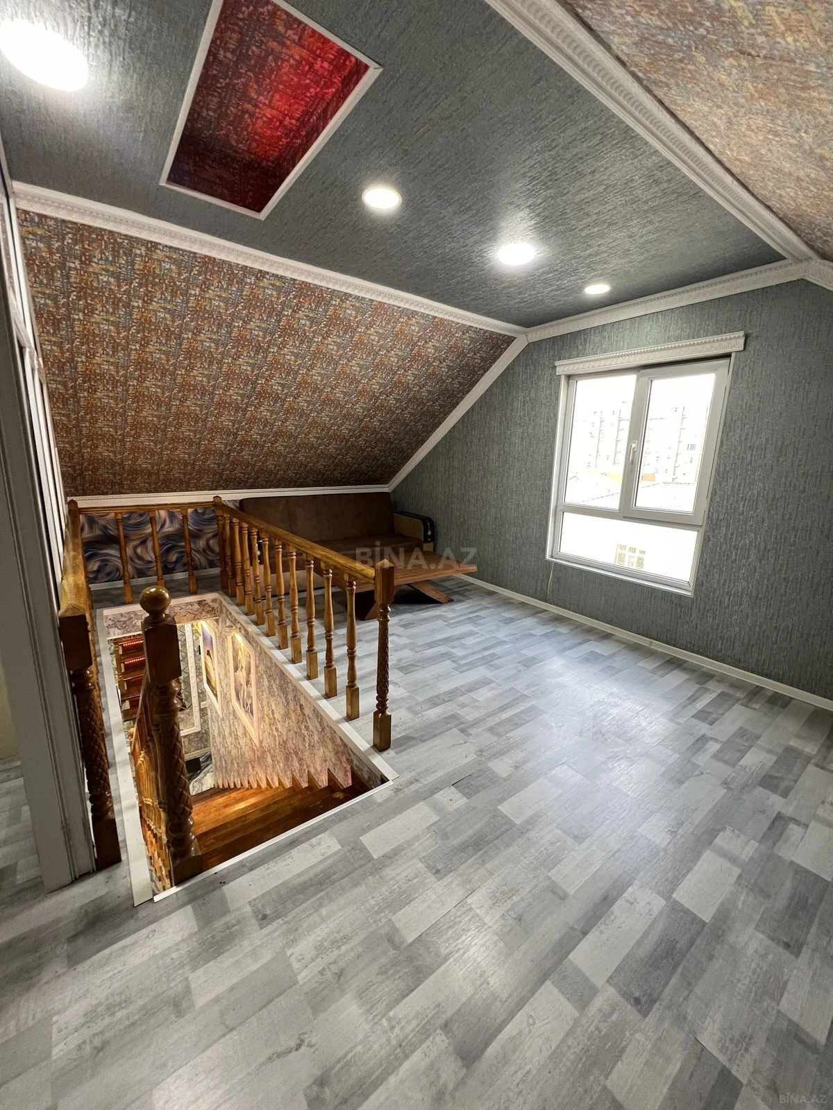 Satılır 3 otaqlı mənzil 110 m²