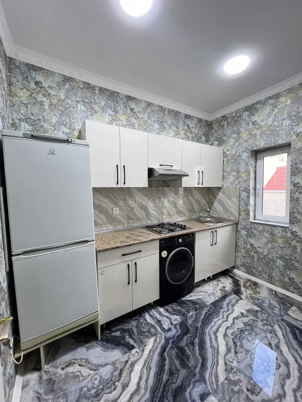 Satılır 3 otaqlı mənzil 110 m²