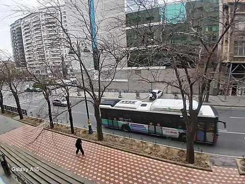 Satılır obyekt 40 m²