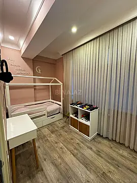 Satılır 3 otaqlı mənzil 95 m²