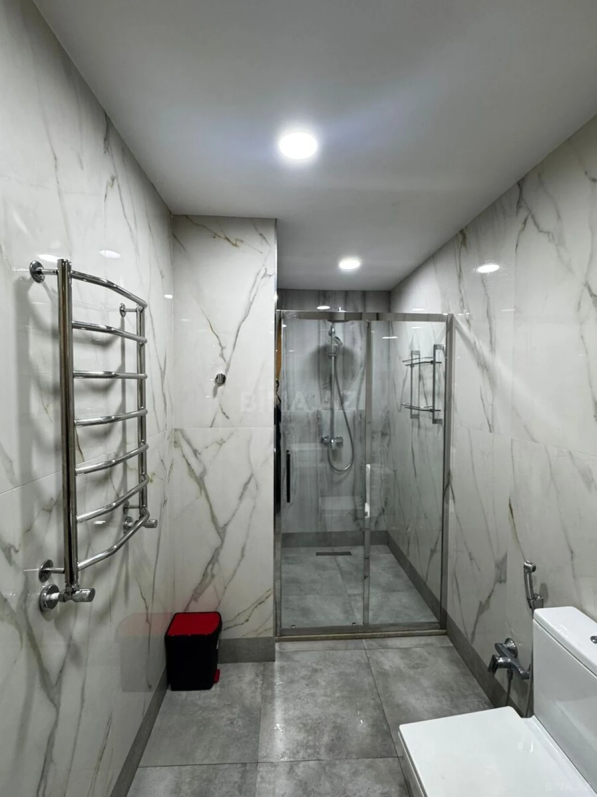 Satılır 3 otaqlı mənzil 95 m²