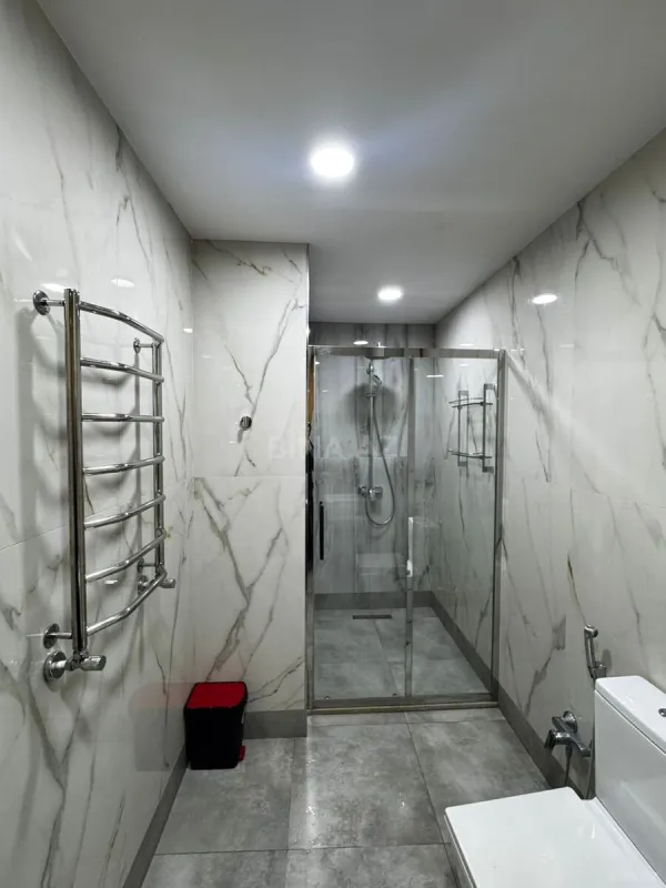 Satılır 3 otaqlı mənzil 95 m²