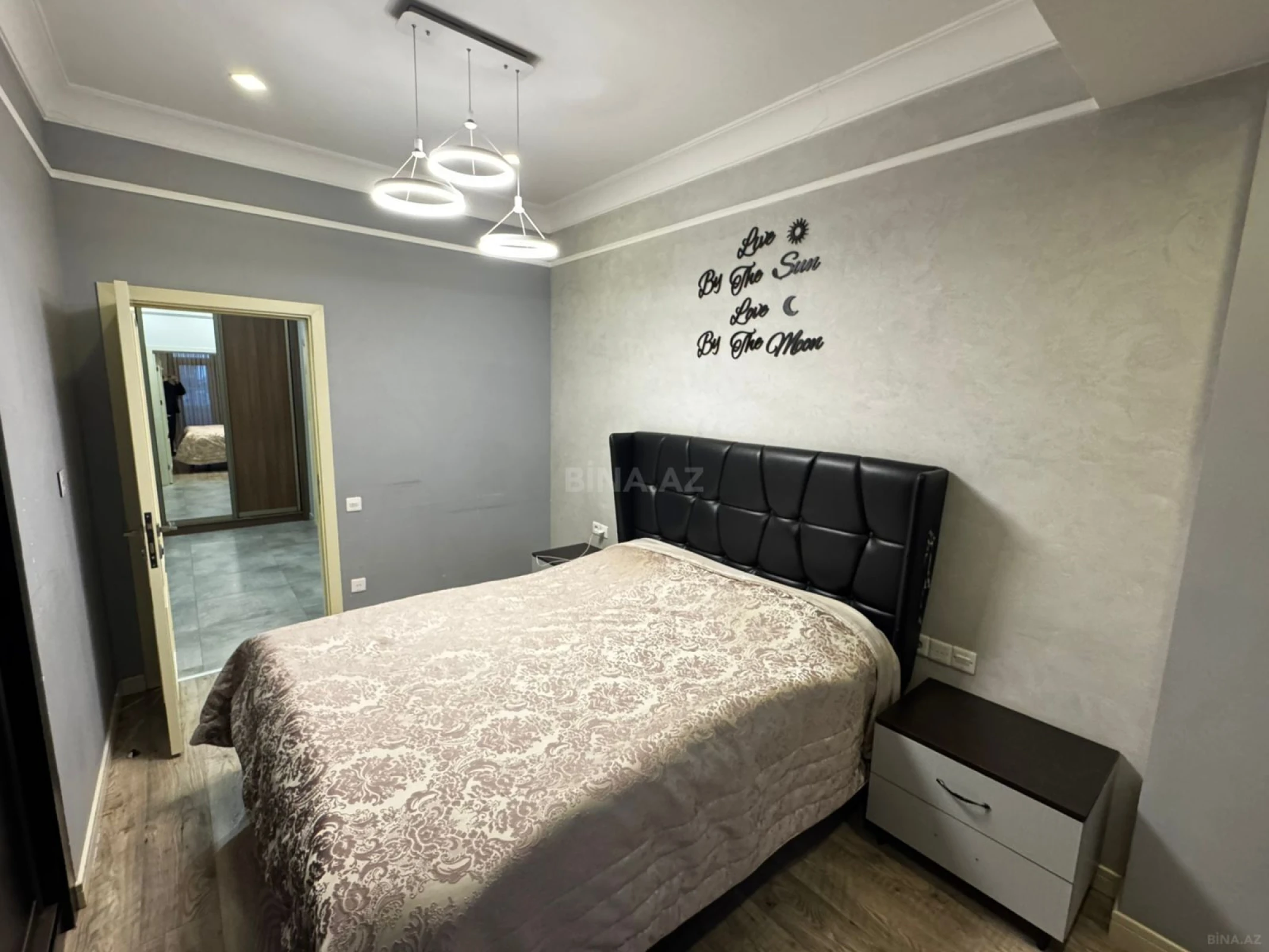 Satılır 3 otaqlı mənzil 95 m²