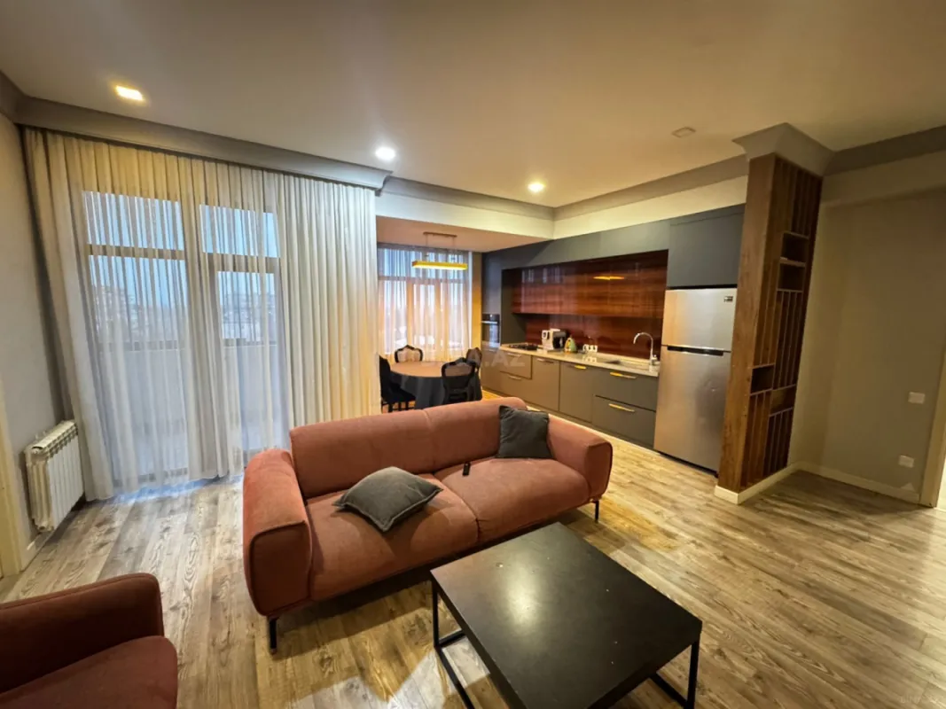 Satılır 3 otaqlı mənzil 95 m²