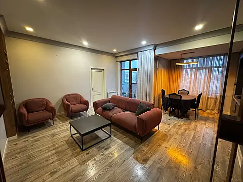 Satılır 3 otaqlı mənzil 95 m²