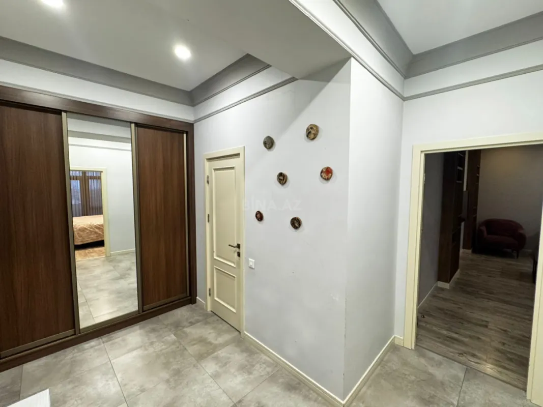 Satılır 3 otaqlı mənzil 95 m²