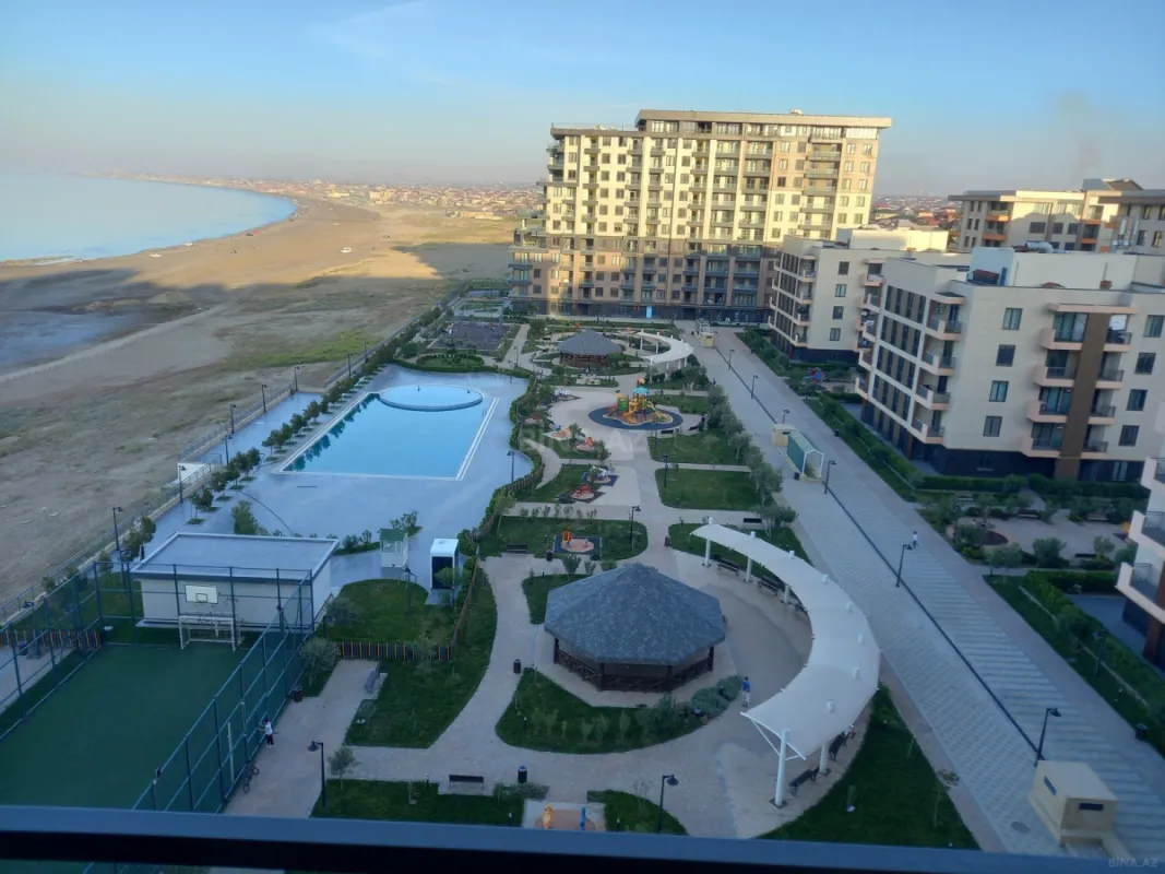 Satılır 2 otaqlı mənzil 83 m²