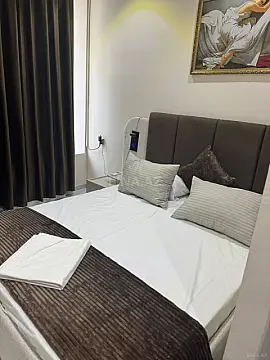 Satılır 7 otaqlı mənzil 200 m²