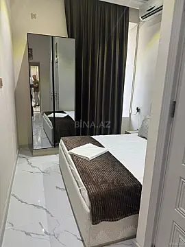 Satılır 7 otaqlı mənzil 200 m²