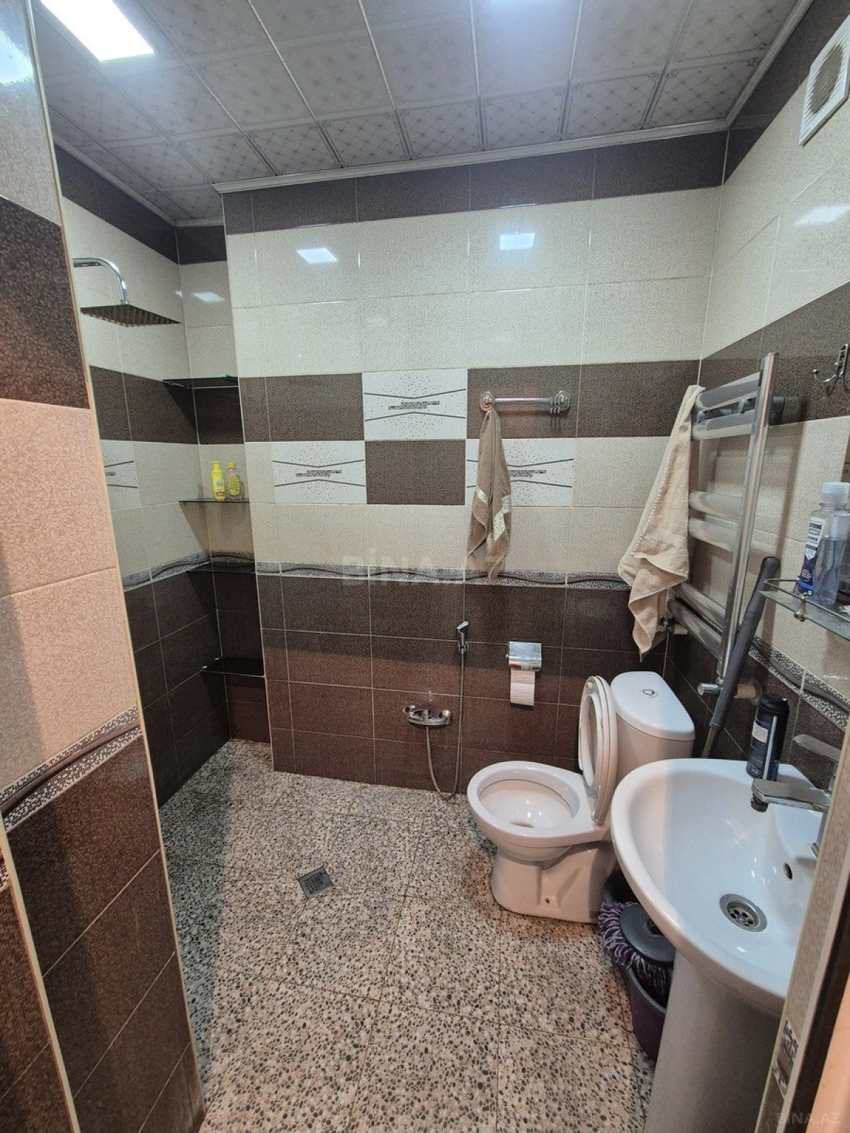 Satılır 2 otaqlı mənzil 52 m²