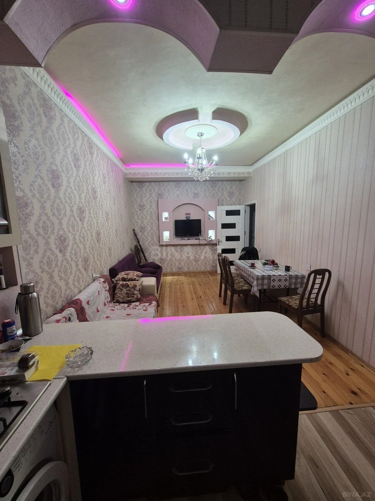 Satılır 2 otaqlı mənzil 52 m²